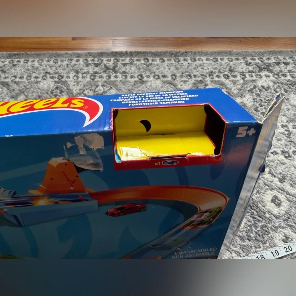 Brand new hot wheels rapid raceway champion